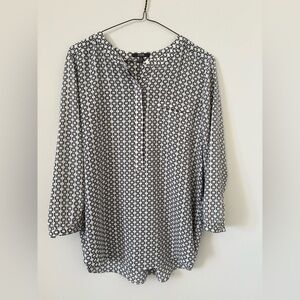 NYDJ Black and White Geometric Blouse M